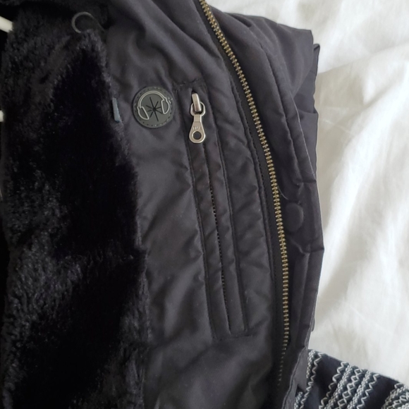 TNA winter jacket - Picture 8 of 8